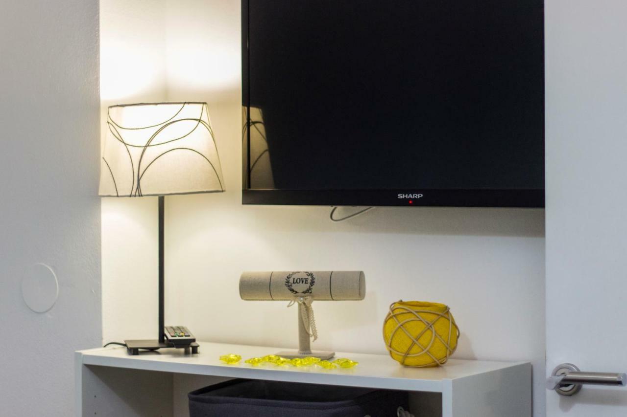 שיבניק Apartments Slavica מראה חיצוני תמונה